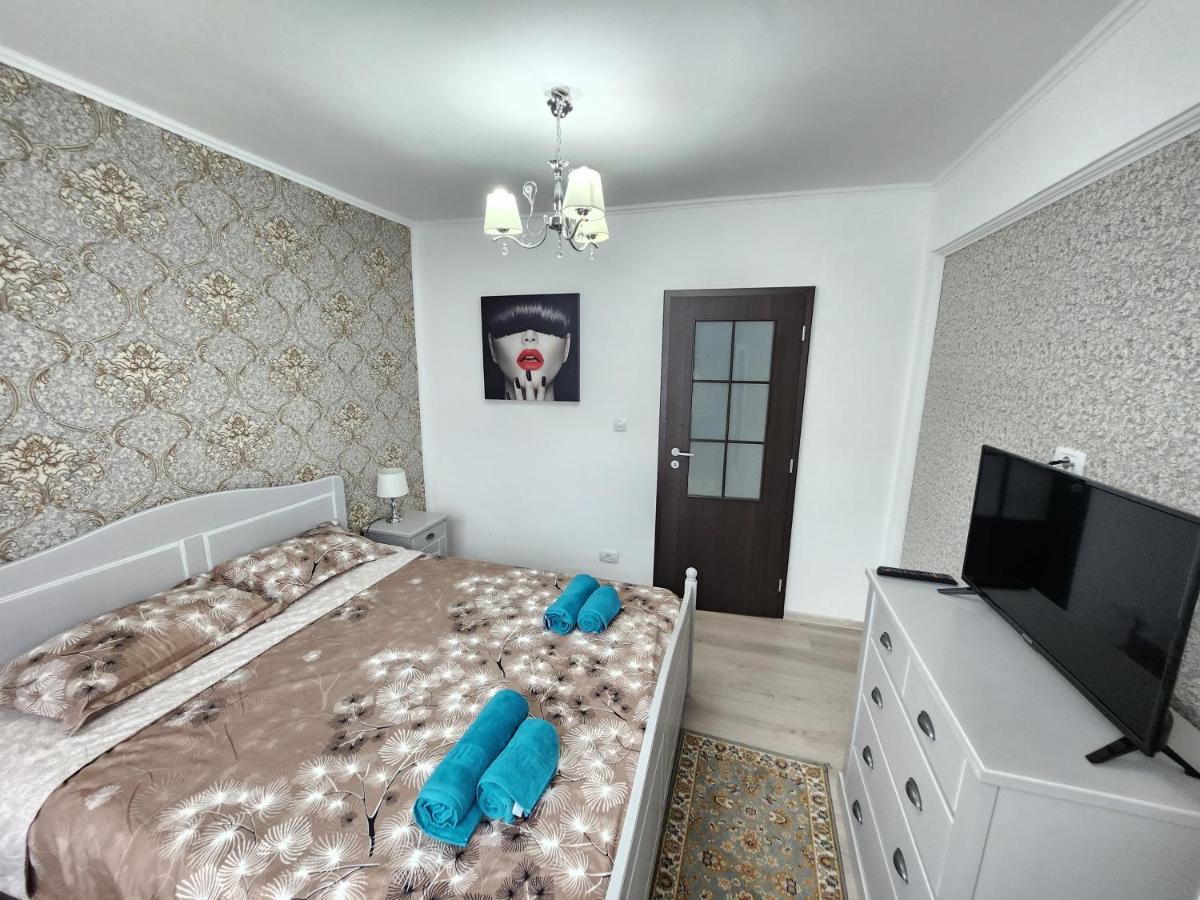 Boutique City Retreats Apartments Jászvásár Kültér fotó