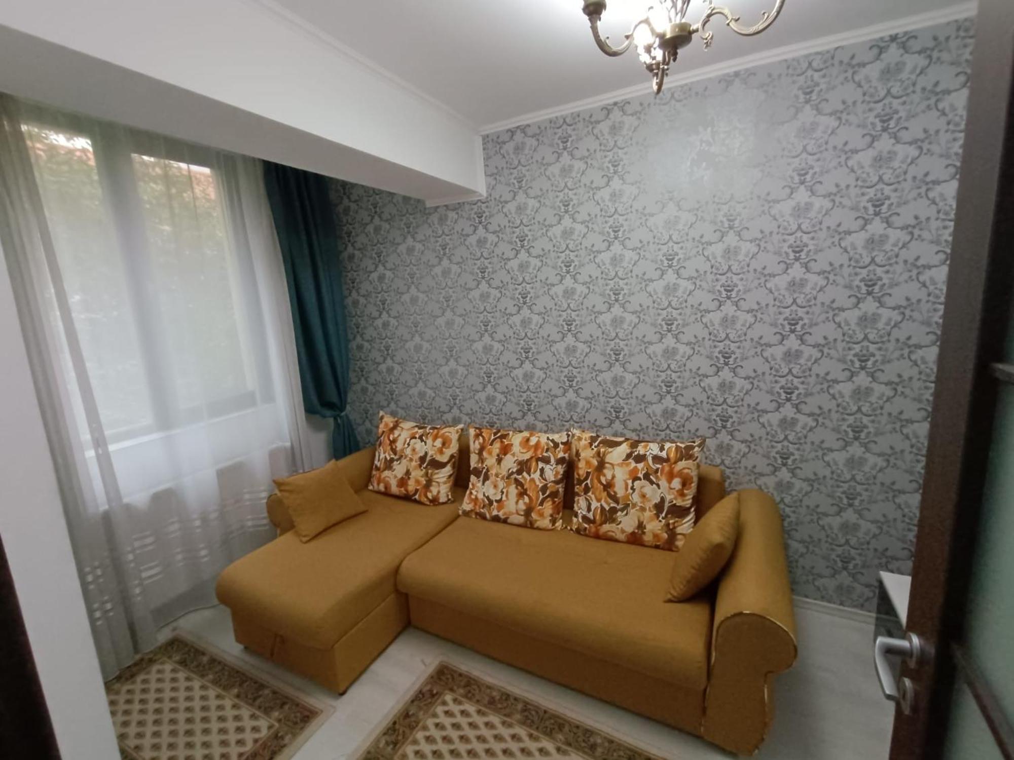 Boutique City Retreats Apartments Jászvásár Kültér fotó